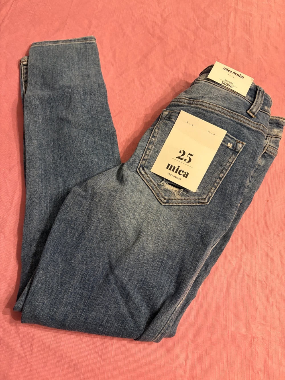 NWT ✨ Mica Women's Light Blue Distressed mid rise Skinny Jeans size 25